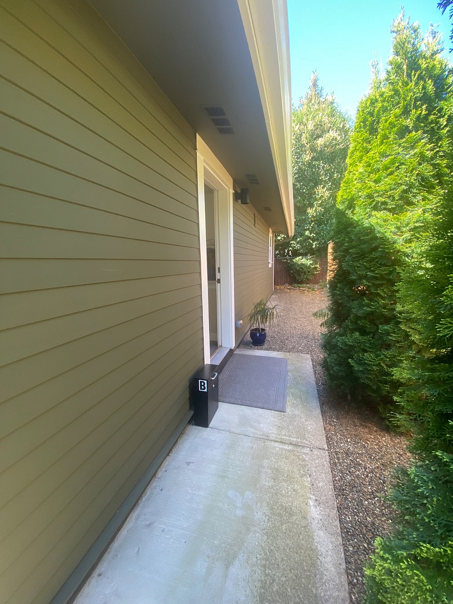 Furnished Finder property 982385_1 photo 15