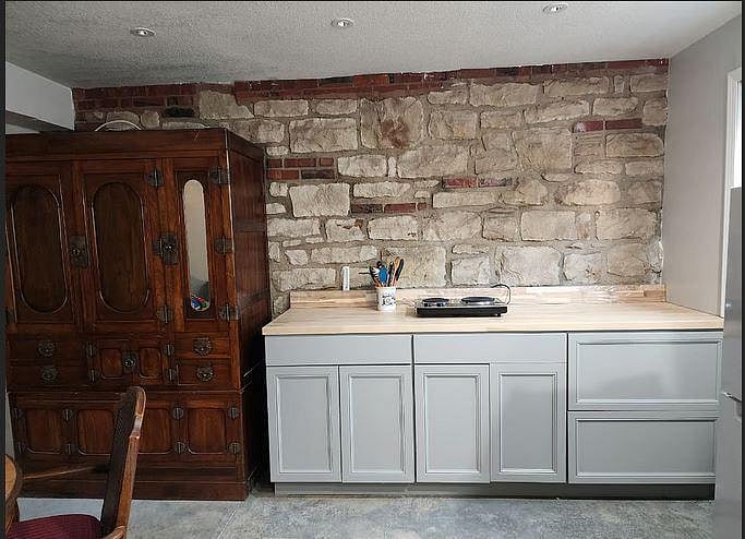 Extra kitchen space with pull out deep drawers and butcherblock counter space