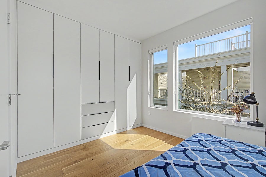Bedroom on 3rd floor with bathroom en-suite