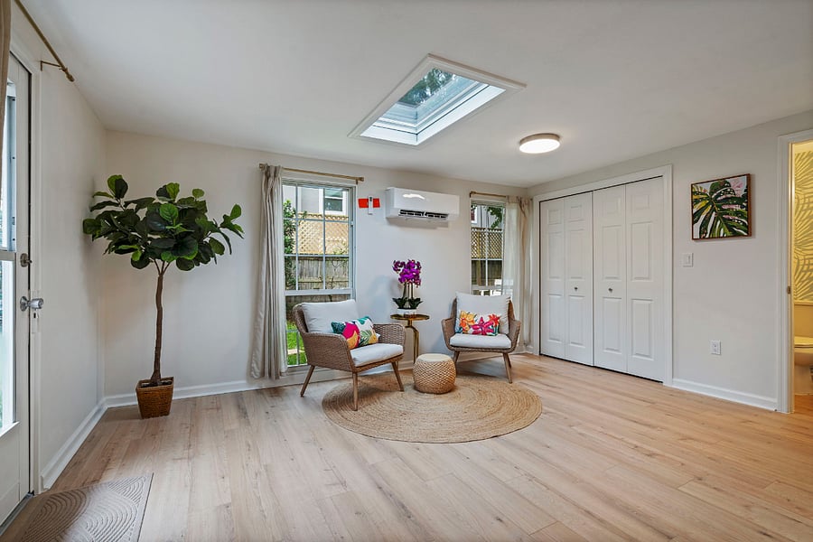 The sunroom is great as an additional living space. It's perfect for a childrens' playroom, a great place to have a massage, drink a cup of coffee and also a beautiful space for reading with all of the natural light. 