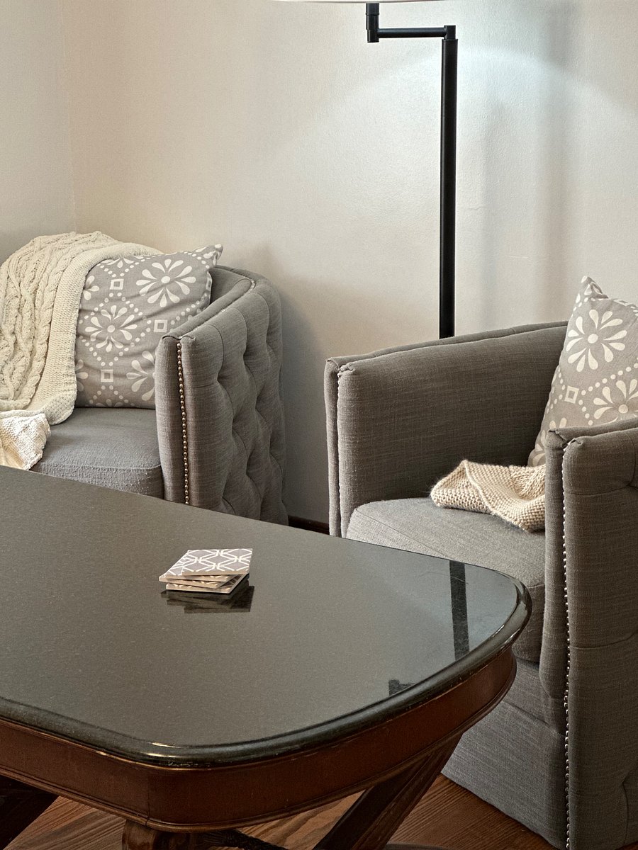 sitting area in bedroom