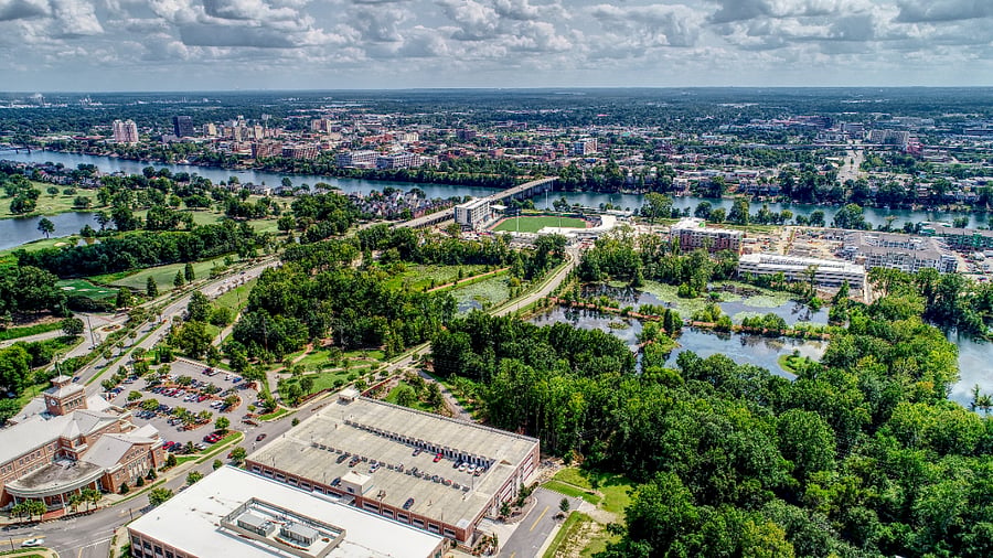 Looking for more to explore look no further than checking out around downtown Augusta area, and just across the river there is North Augusta, SC that you can go to easily find some plaza shopping areas, and variety of delicious restaurants dinings.
