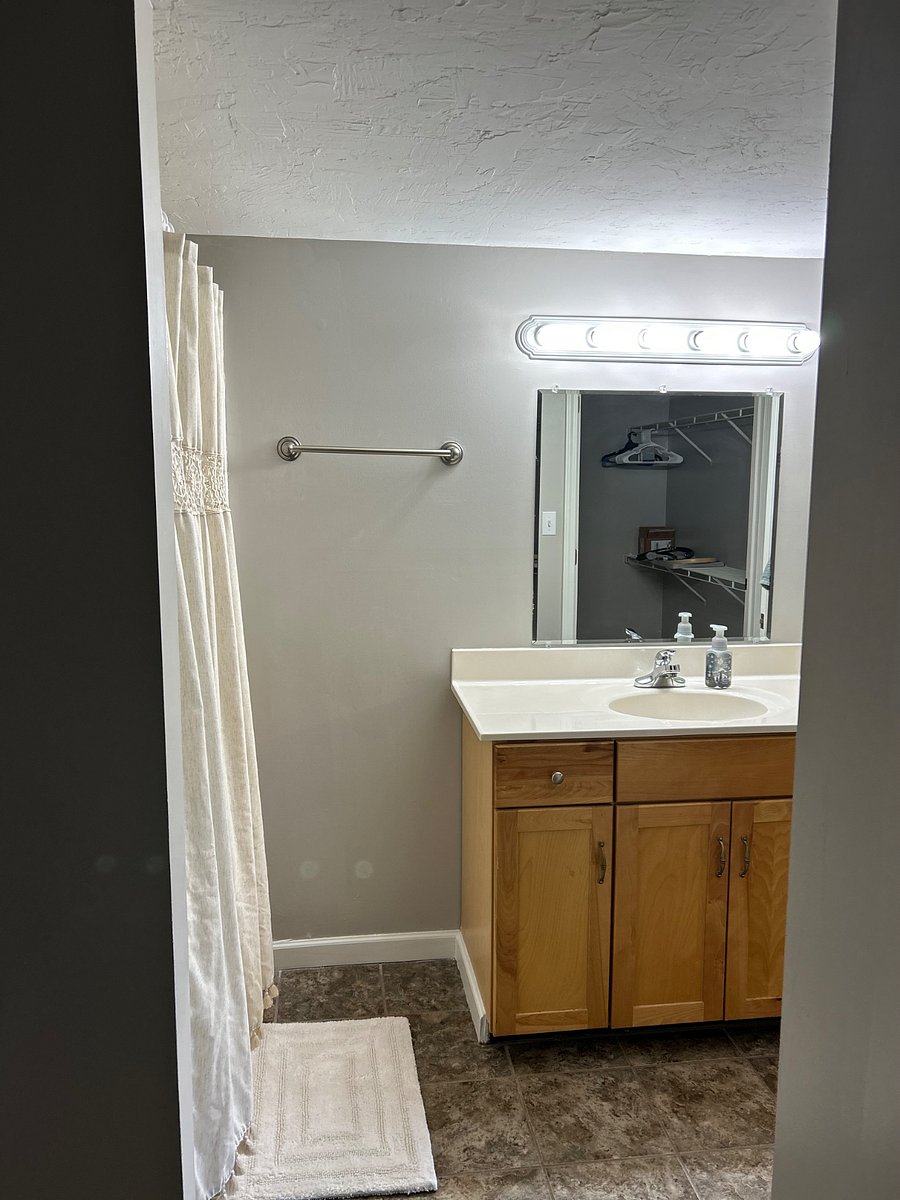 Furnished Finder property 982700_1 photo 13