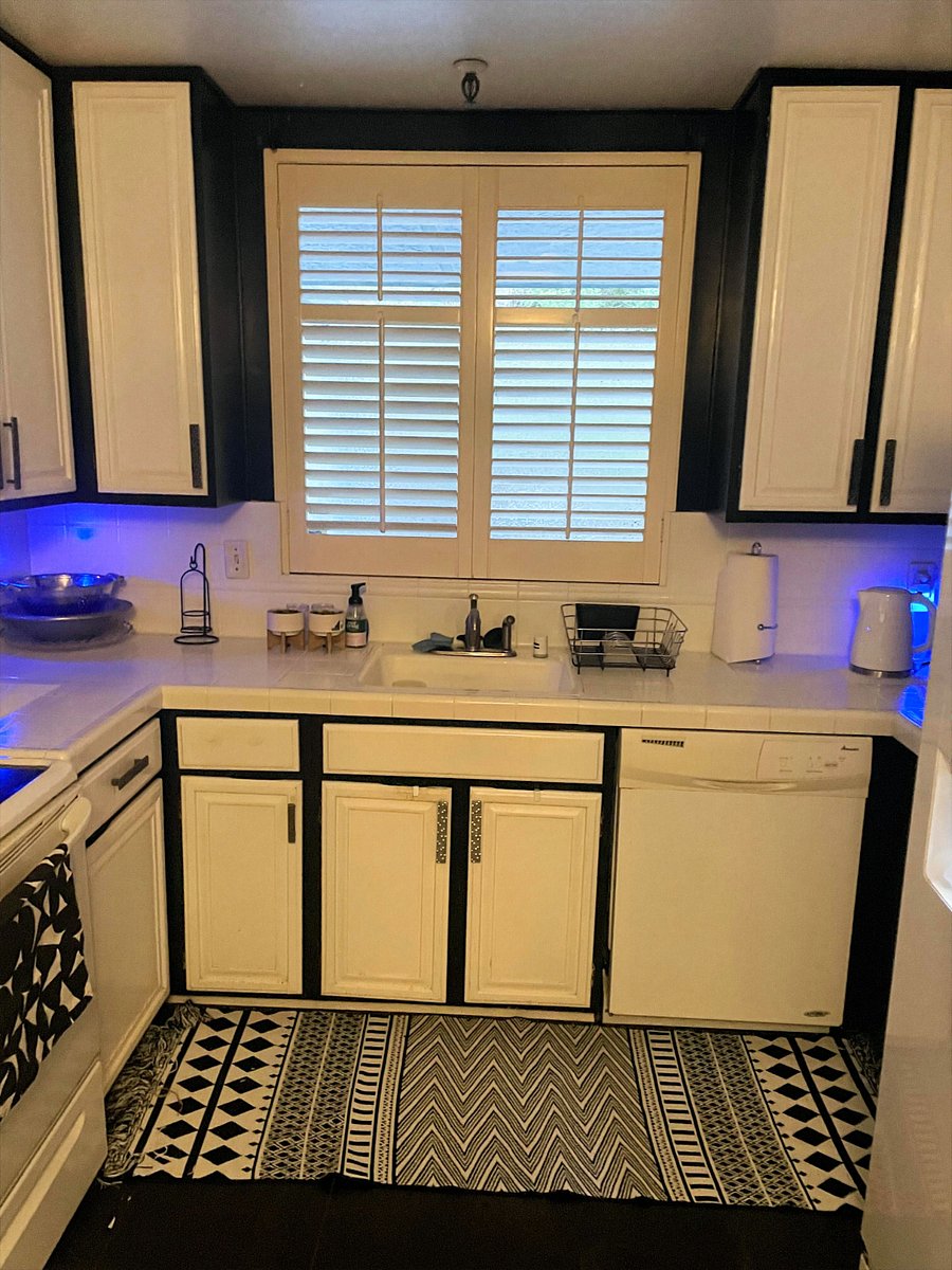 Kitchen front window and sink view.