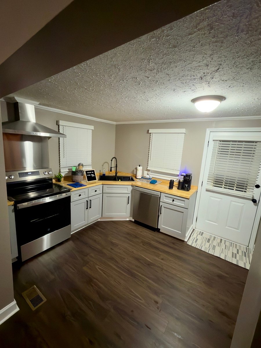 Furnished Finder property 982762_1 photo 3