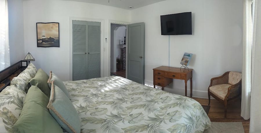 King Bedroom