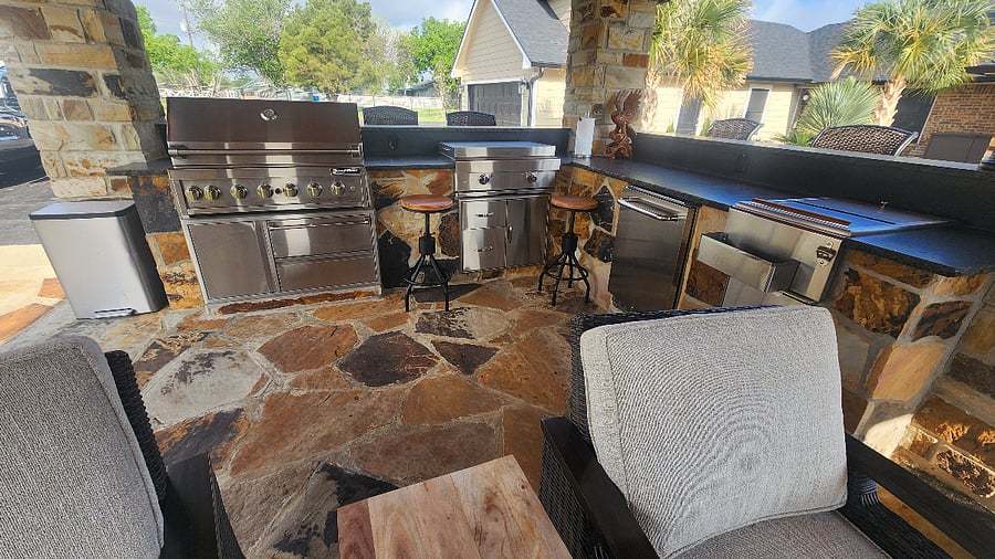 pavillion with ourdoor kitchen