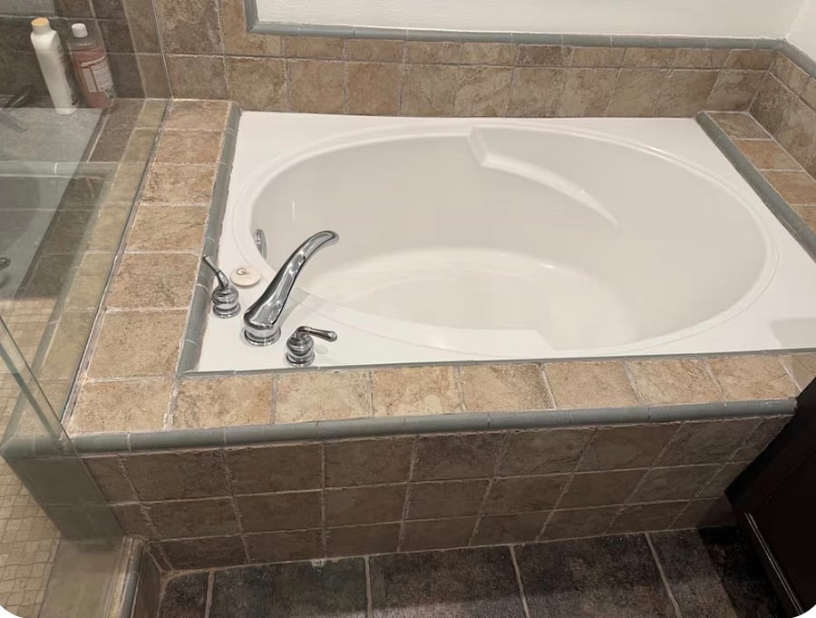 Primary Bathroom - Soaking Tub