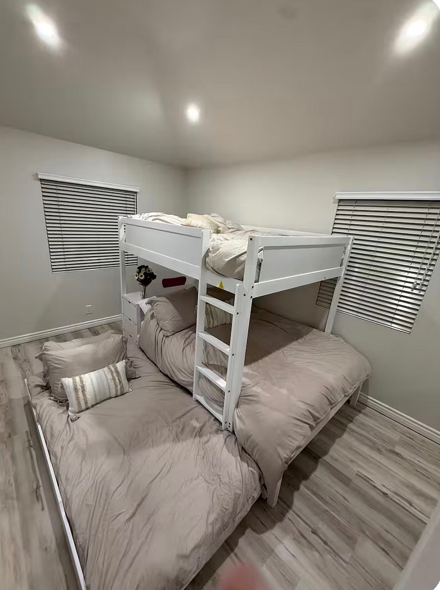 Bedroom 3- two full-size bunkbeds and pullout twin