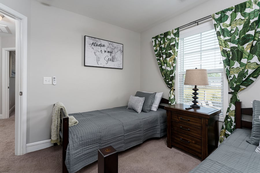 Bedroom #2, two twin beds