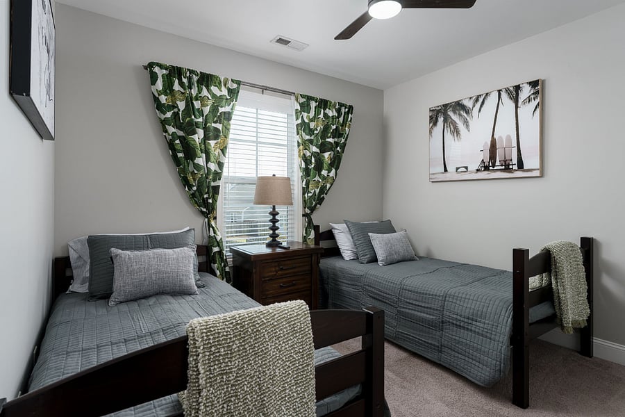 Bedroom #2, two twin beds