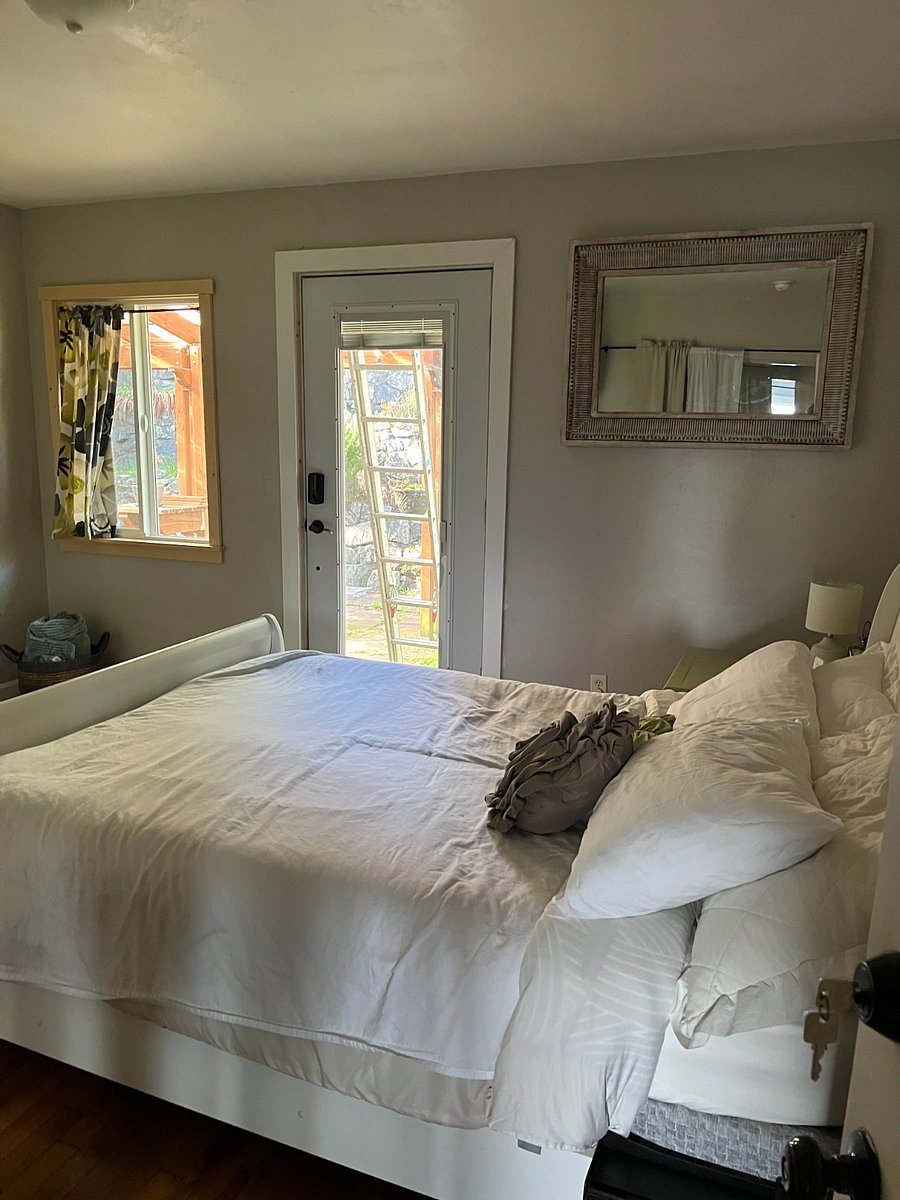 Queen bed with attached bathroom