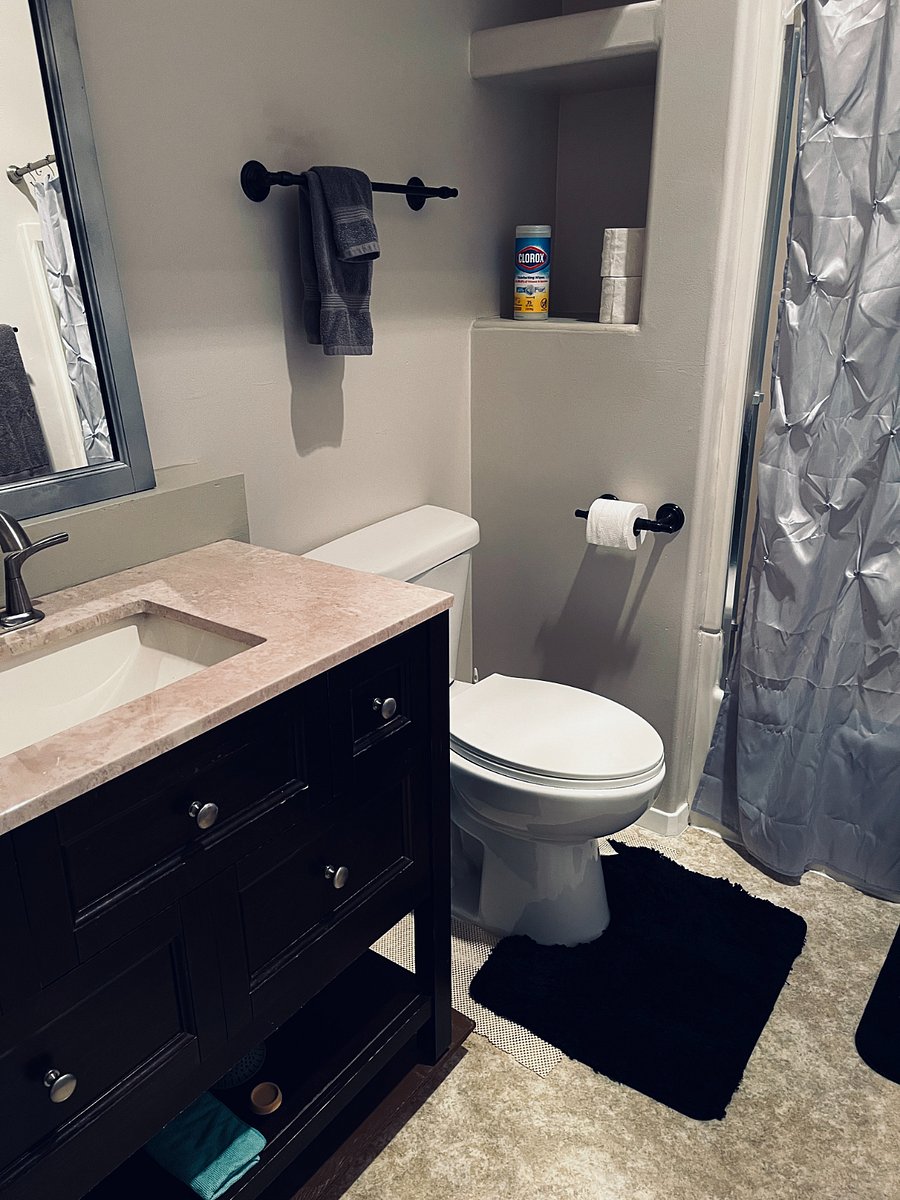 En suite bathroom.