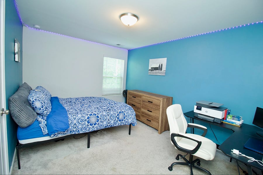 Bedroom/Office 2