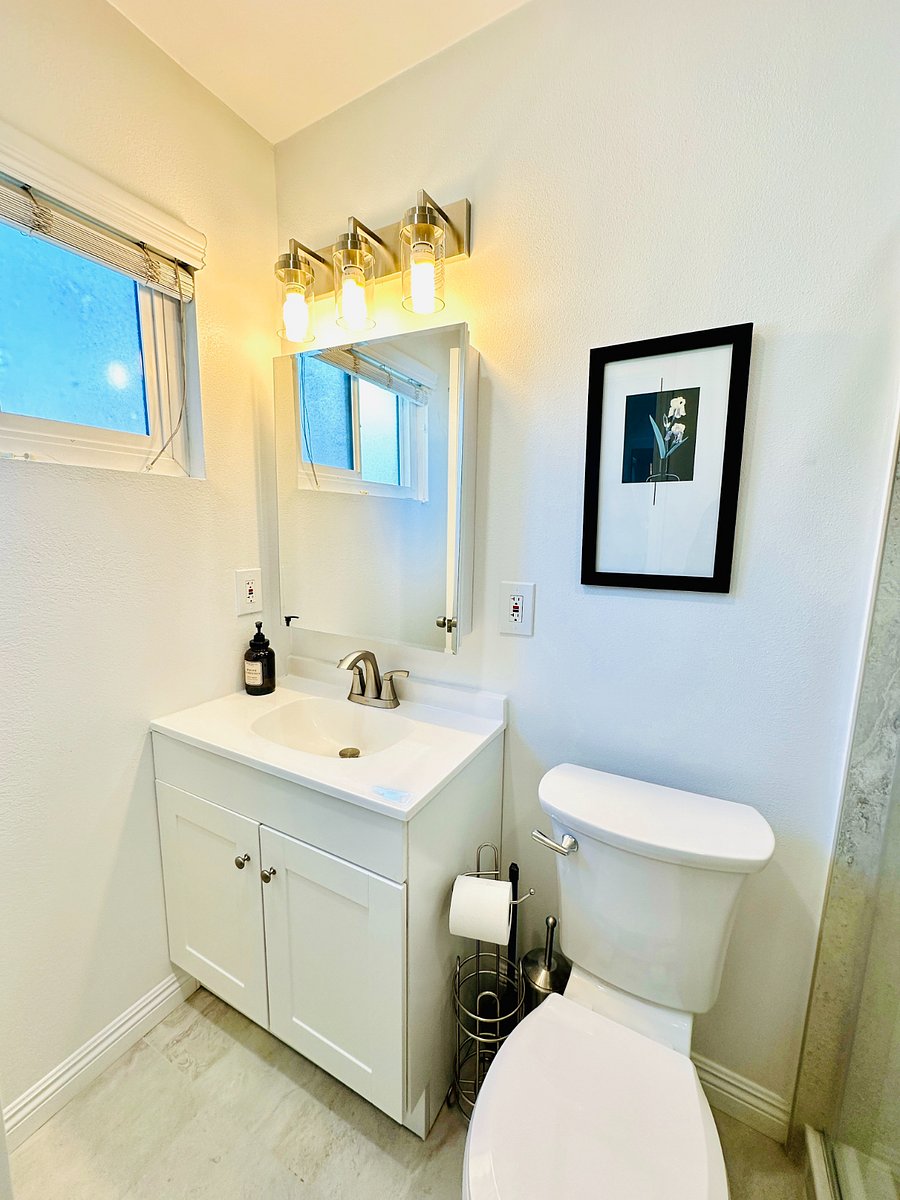 Guest Bathroom.