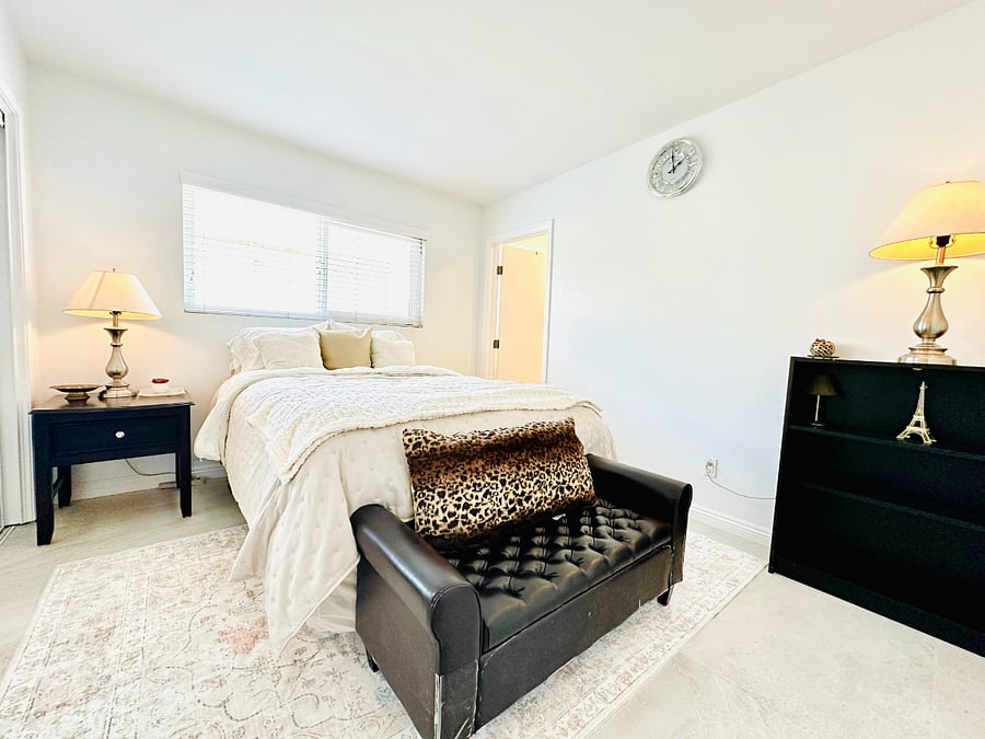 Guest Bedroom.