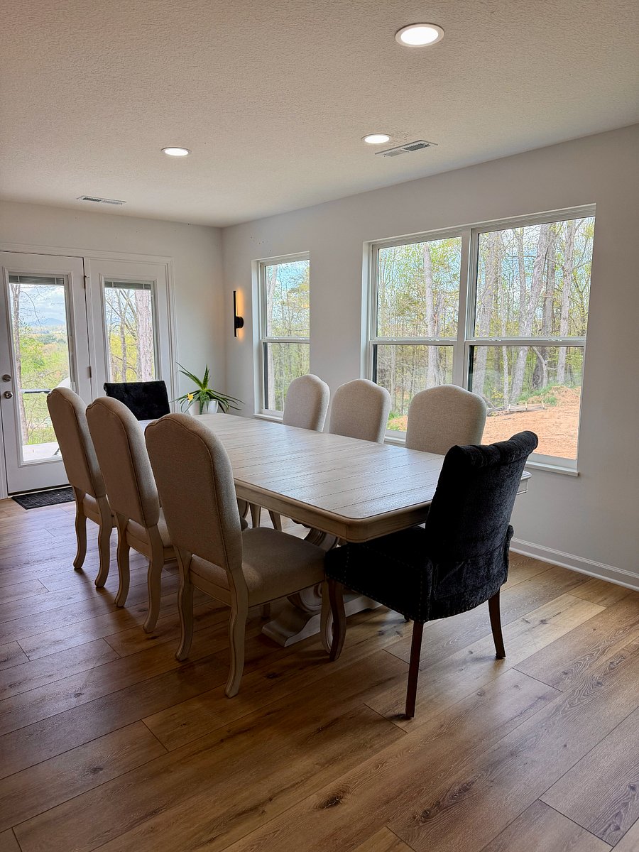 Dining table sits 10 comfortably