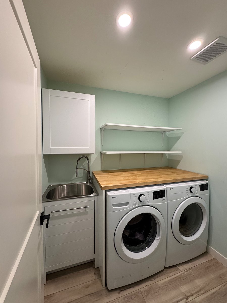 Laundry room on third floor