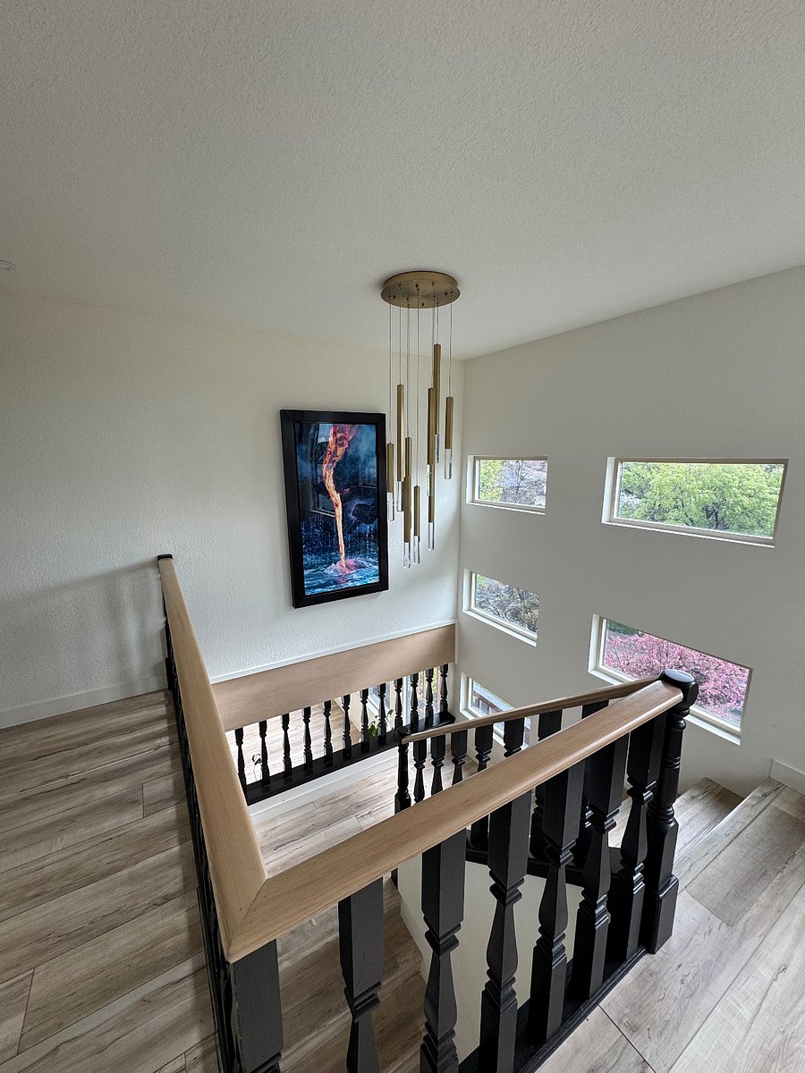 Third floor landing