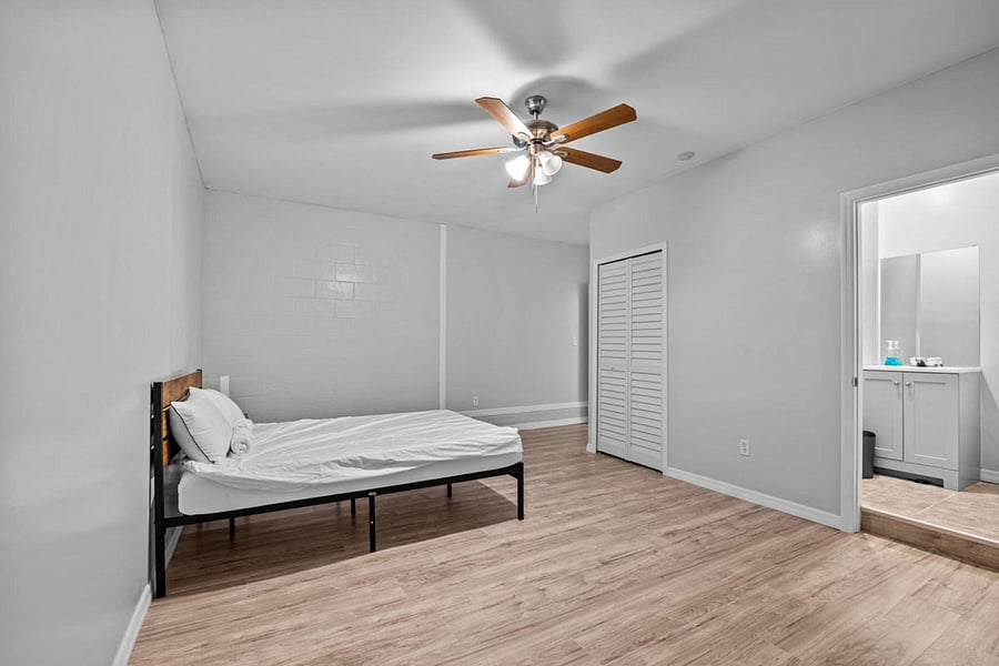 Furnished Finder property 983601_1 photo 8