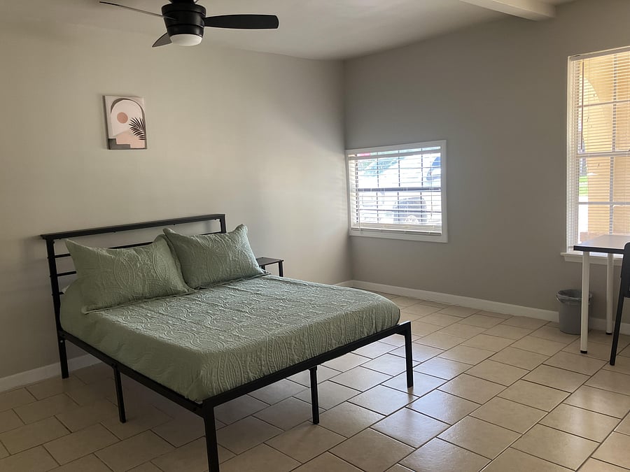 Furnished Finder property 983618_1 photo 3