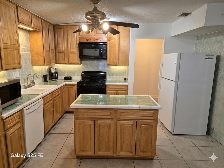 Furnished Finder property 983619_1 photo 6