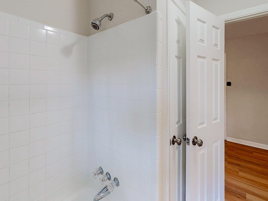 2nd level shared bathroom
