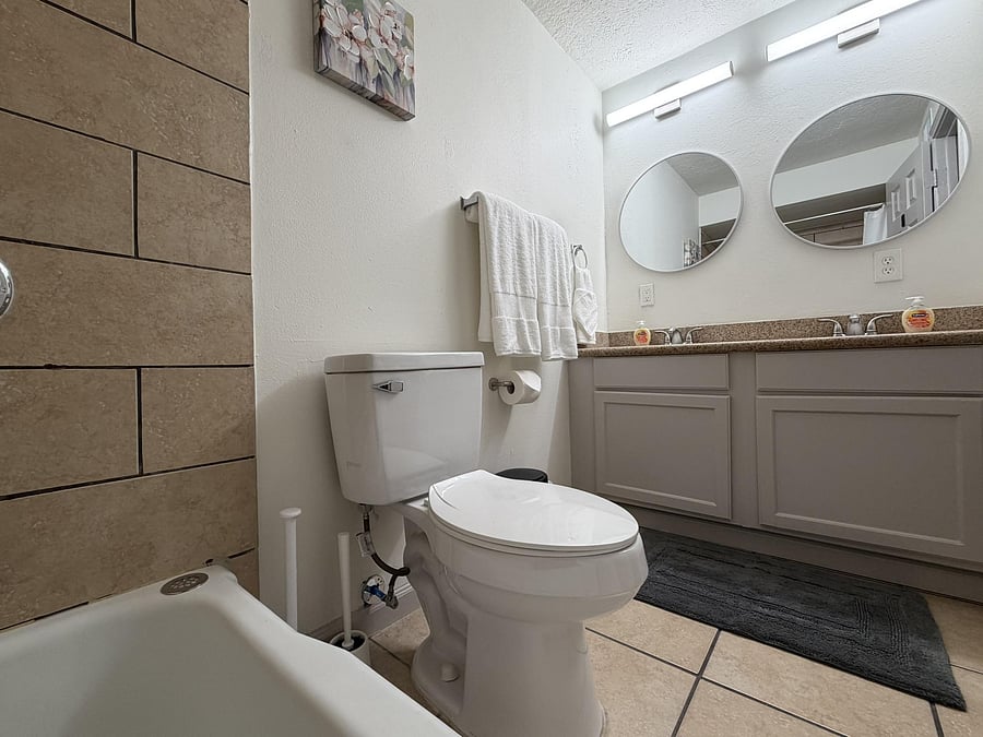 Bathroom B - for rooms 1, 6, and 7