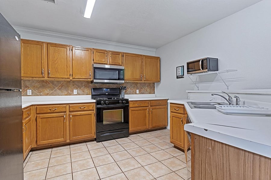 Furnished Finder property 983701_1 photo 17