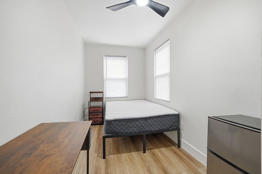 Cozy, Bright & Furnished | Mini Fridge Included