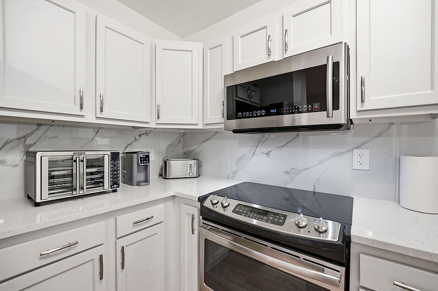Equipped Kitchen, Bring Your Own Cookware
