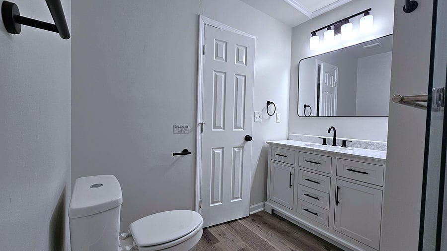 Spacious private bathroom