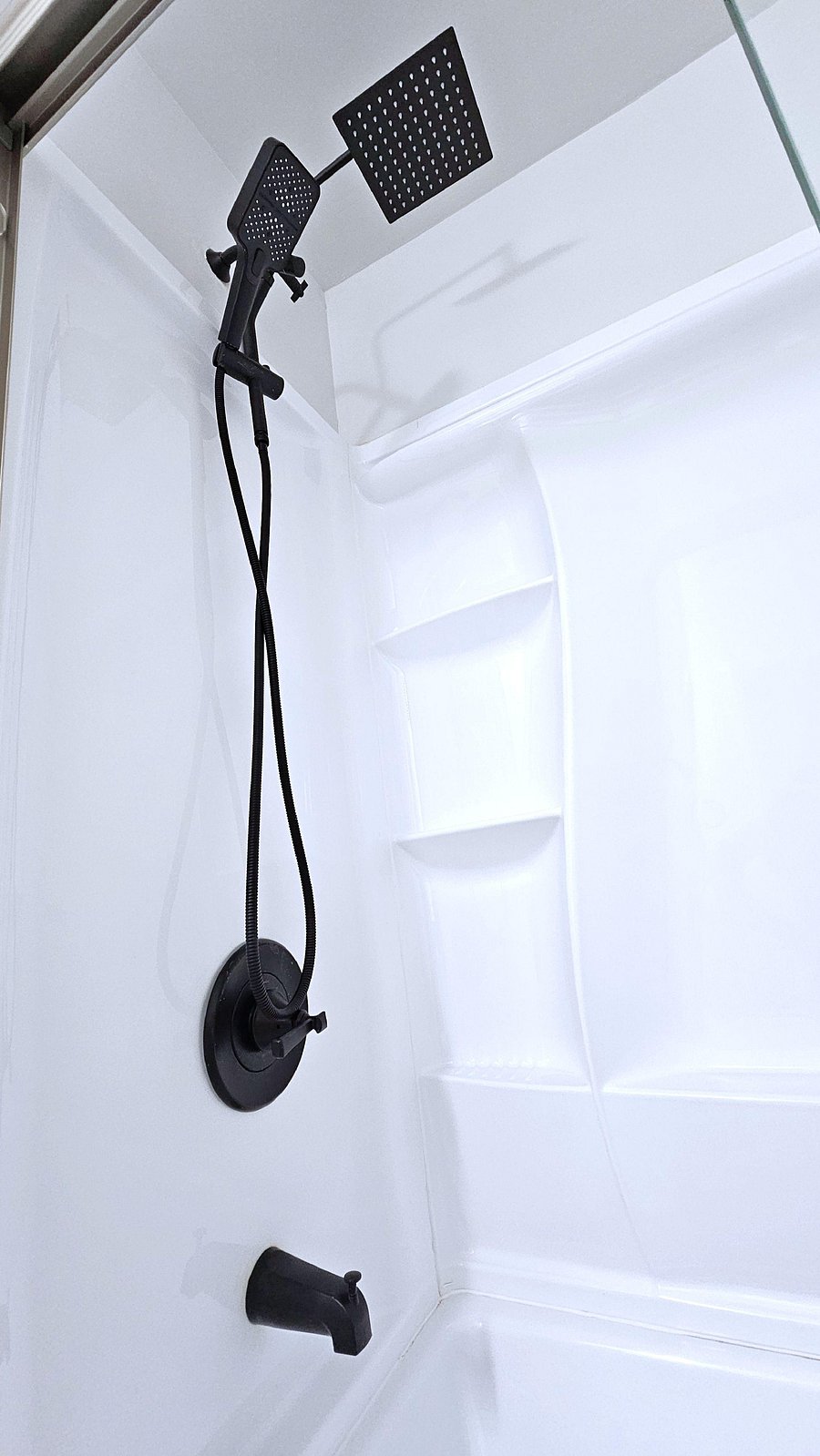 Luxury rainfall shower system