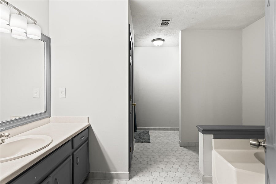 Bathroom #2 is a private suite bathroom inside of Room #3. We kindly ask that guests do not use the jetted tub.
