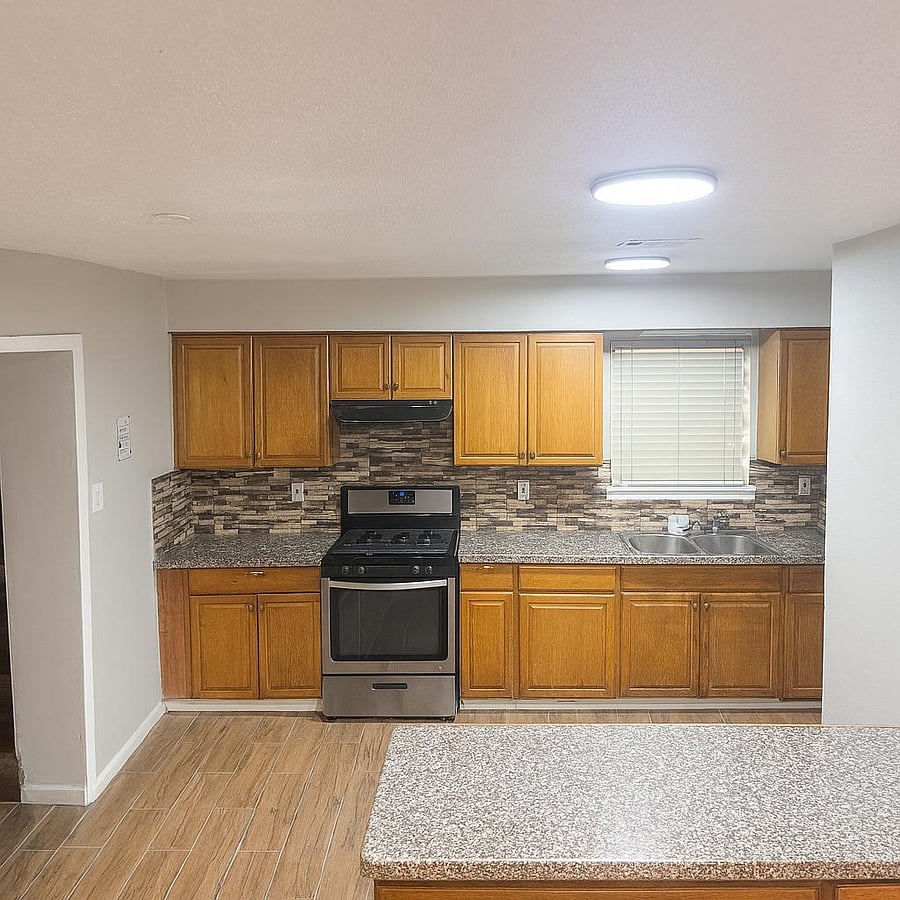 Furnished Finder property 983748_1 photo 2