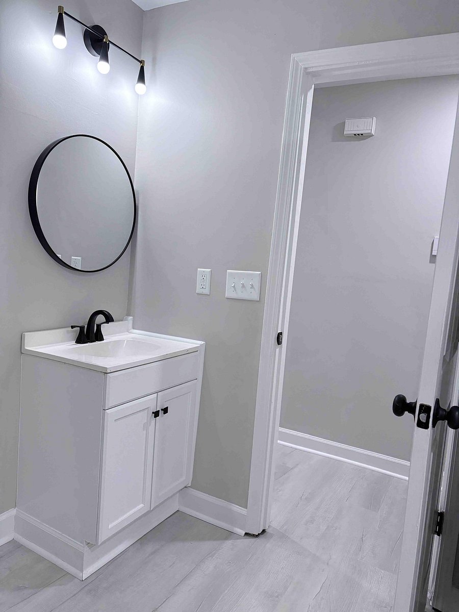 HALWAY BATHROOM