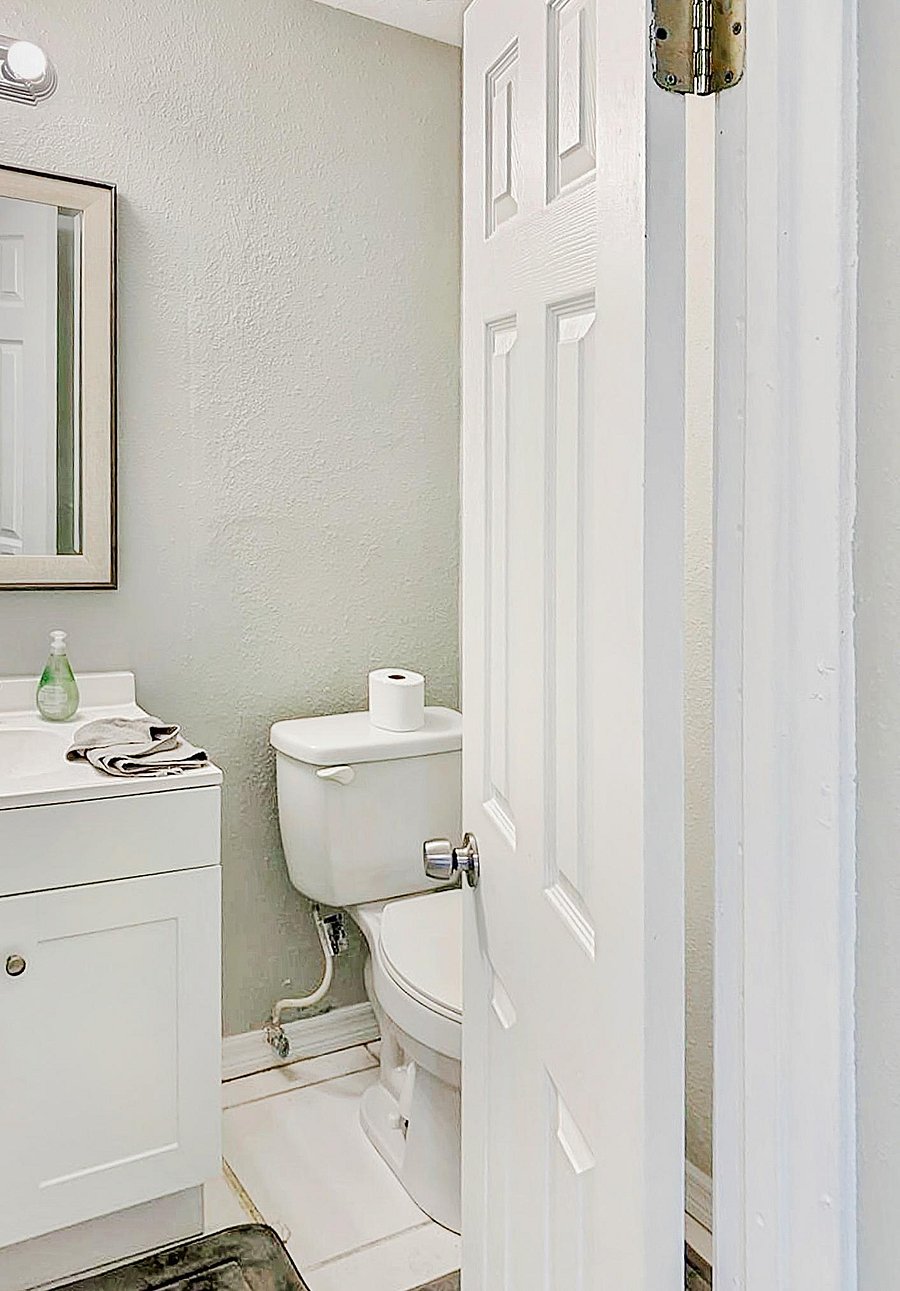 This bathroom also have a shower