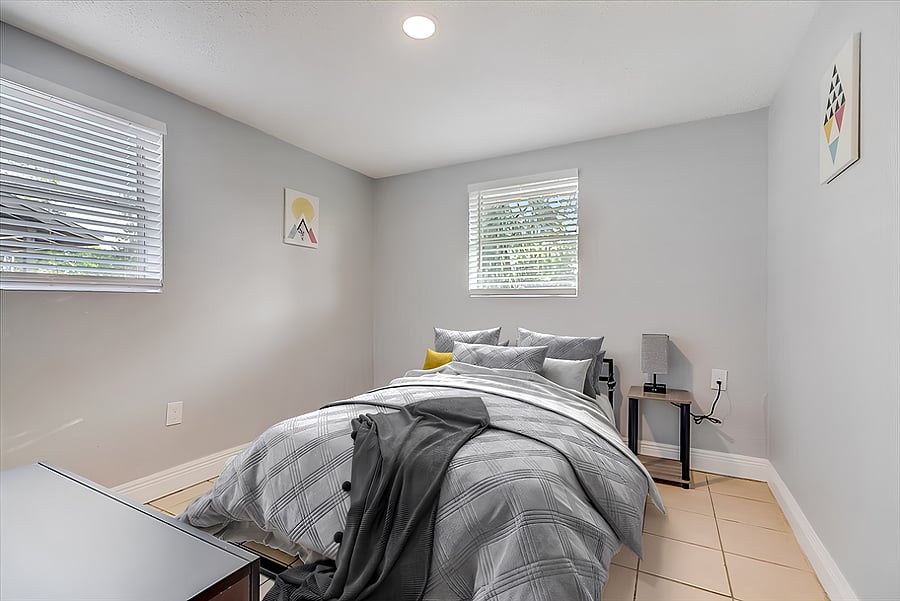 Disclaimer: This photo has been virtually staged. Not all furnishings seen will be included. Please view the virtual tour.