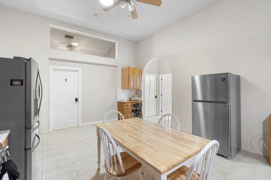 Furnished Finder property 983801_1 photo 21