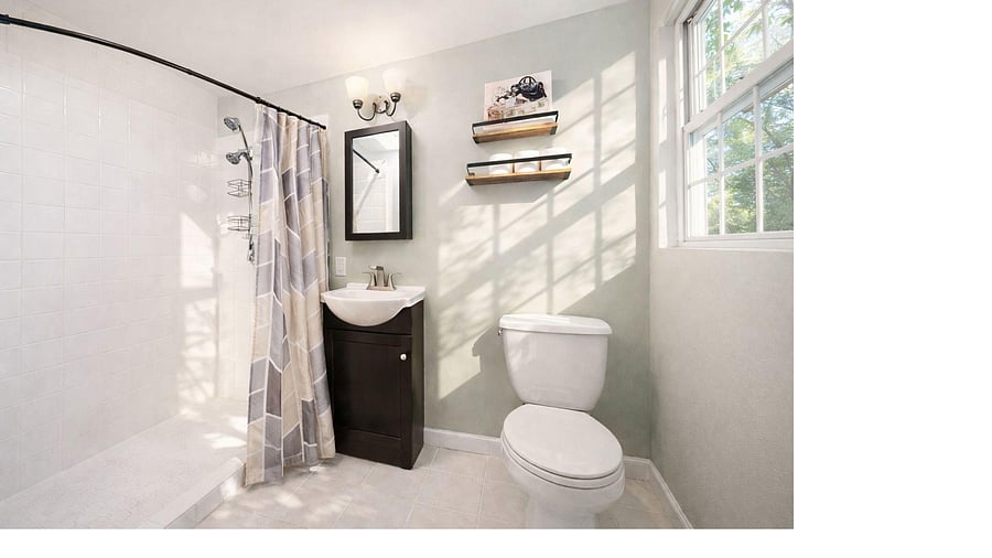 Private bathroom room 1