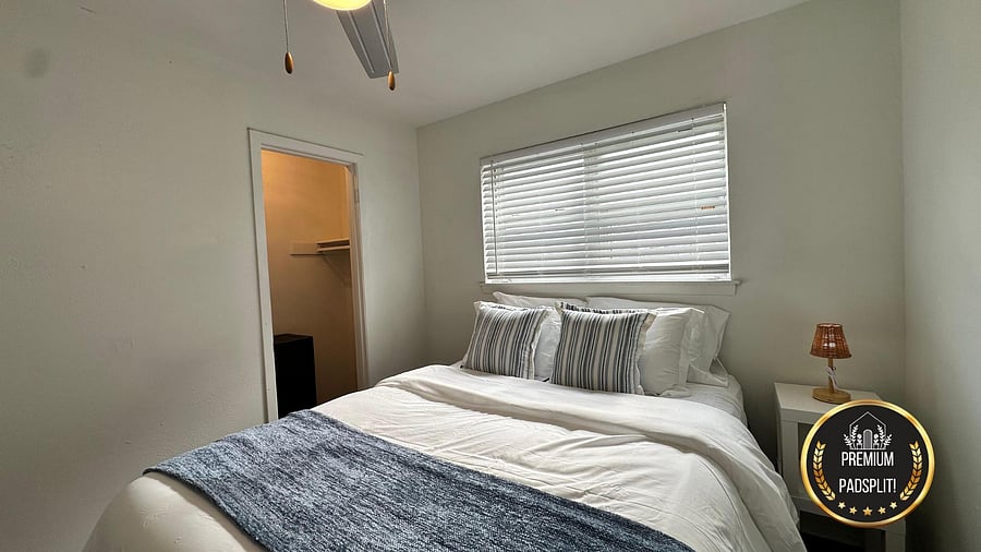 A lovely room with all you need
