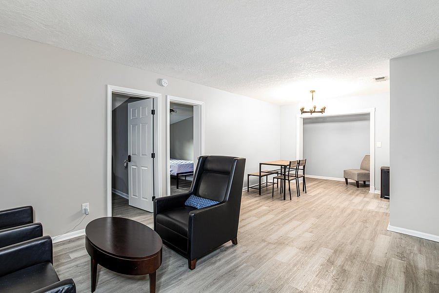 Living/Dining Area