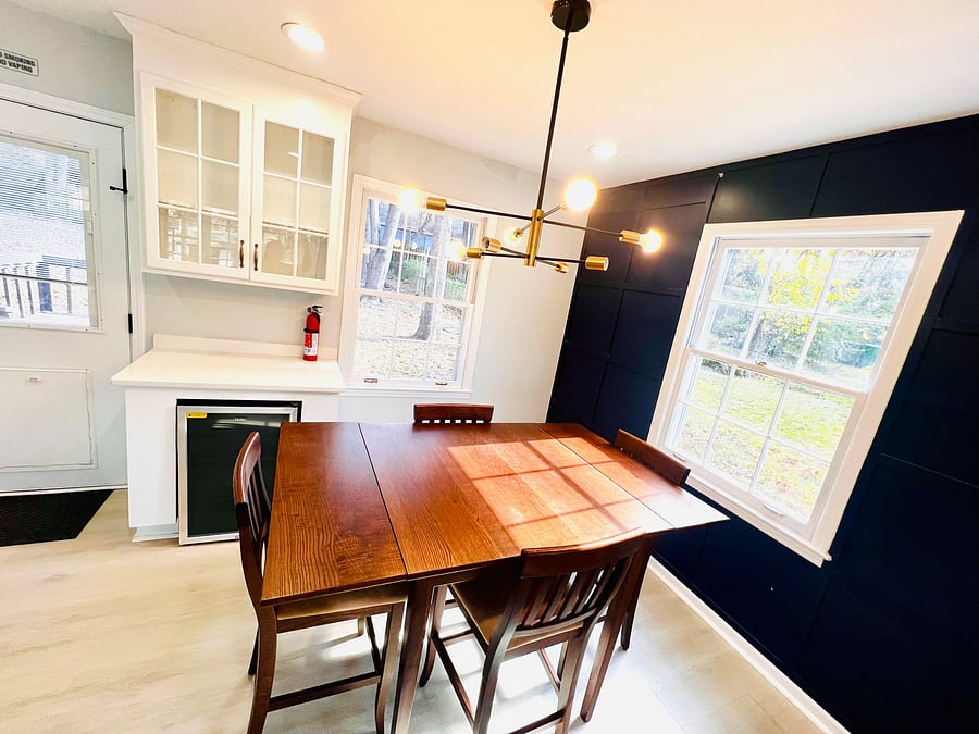 Dining Area 6 ppl