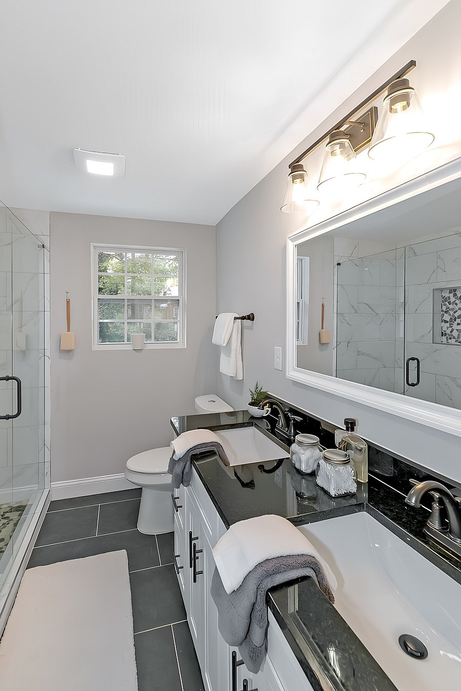 Main Floor Bathroom for Room 1&2