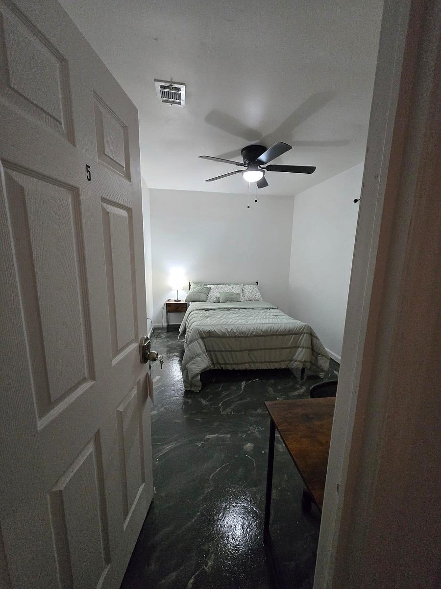 Furnished Finder property 983835_1 photo 9