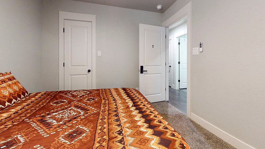 Bedroom 2-2