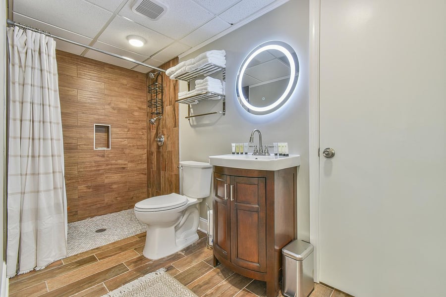 Shared handicaped bathroom