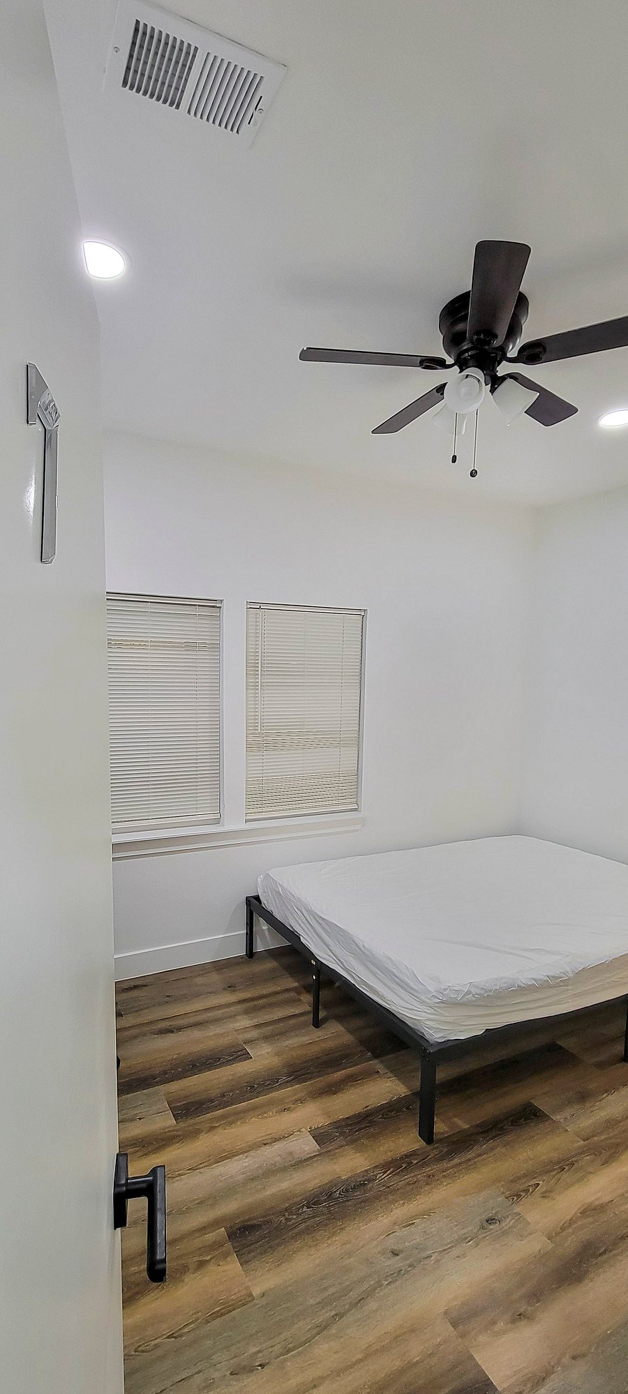 Furnished Finder property 983864_1 photo 15