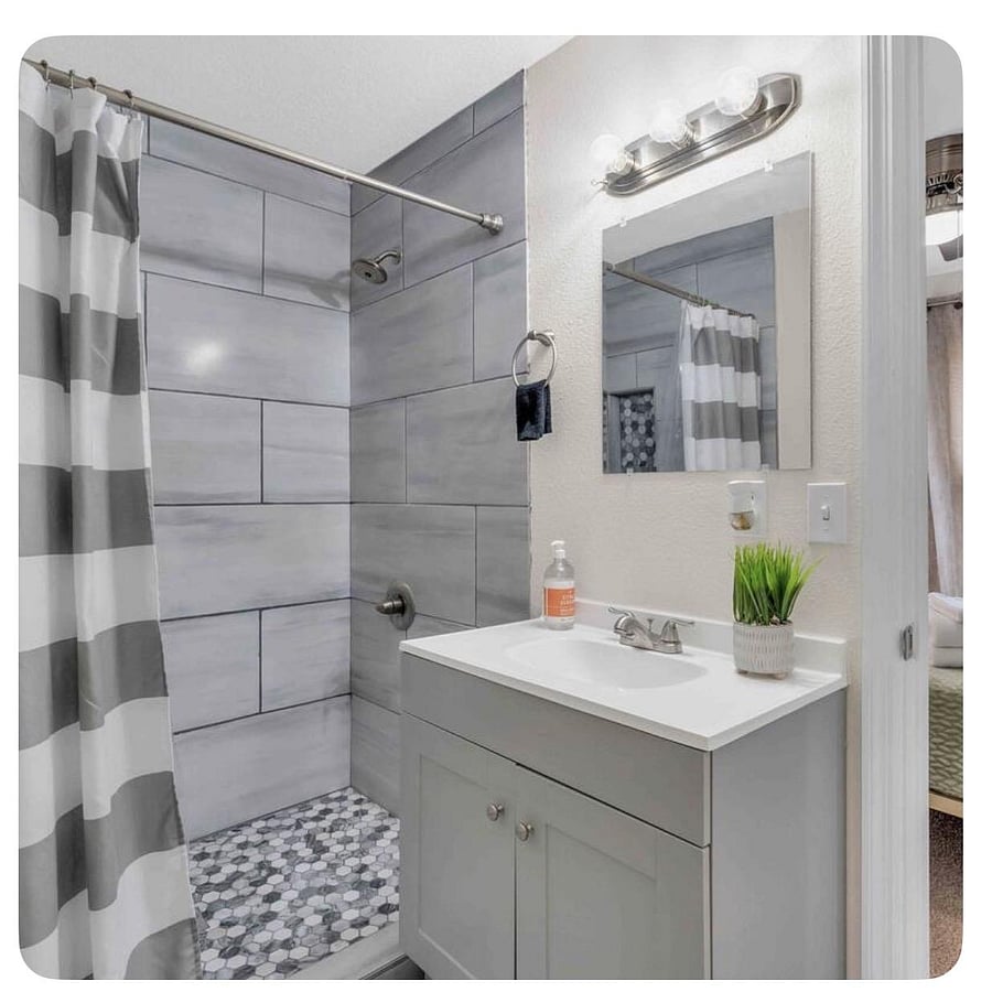 Jack-n-Jill shared bathroom on first floor.