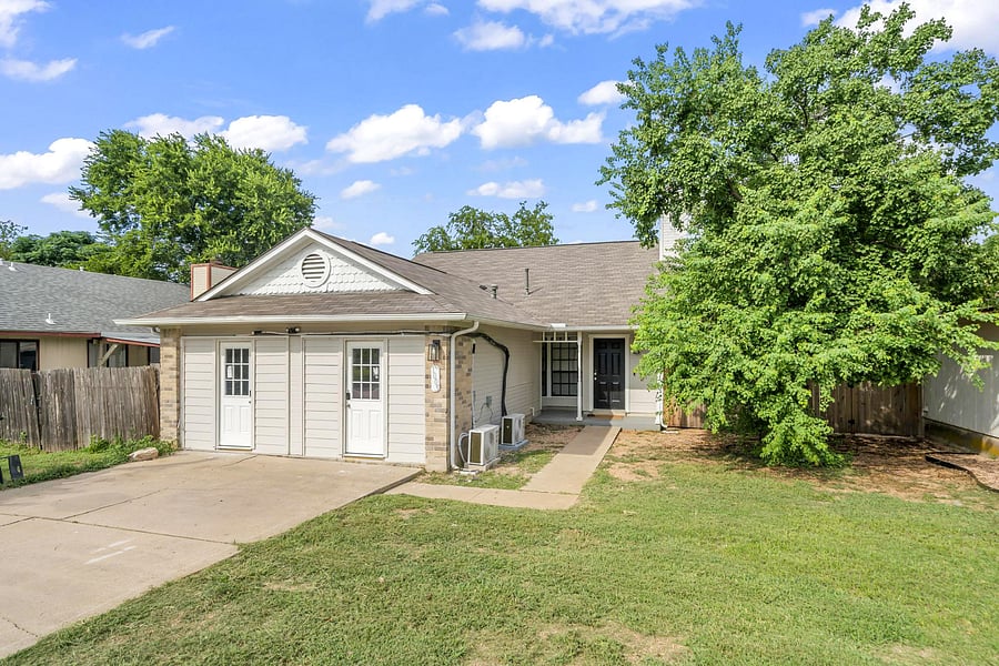 Roundrock Home Entrance